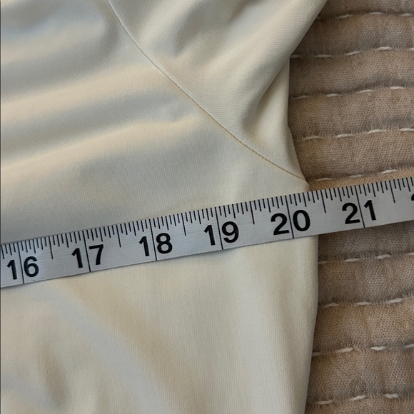 Ralph Lauren Cream Long Sleeve Top - Picture 4 of 5